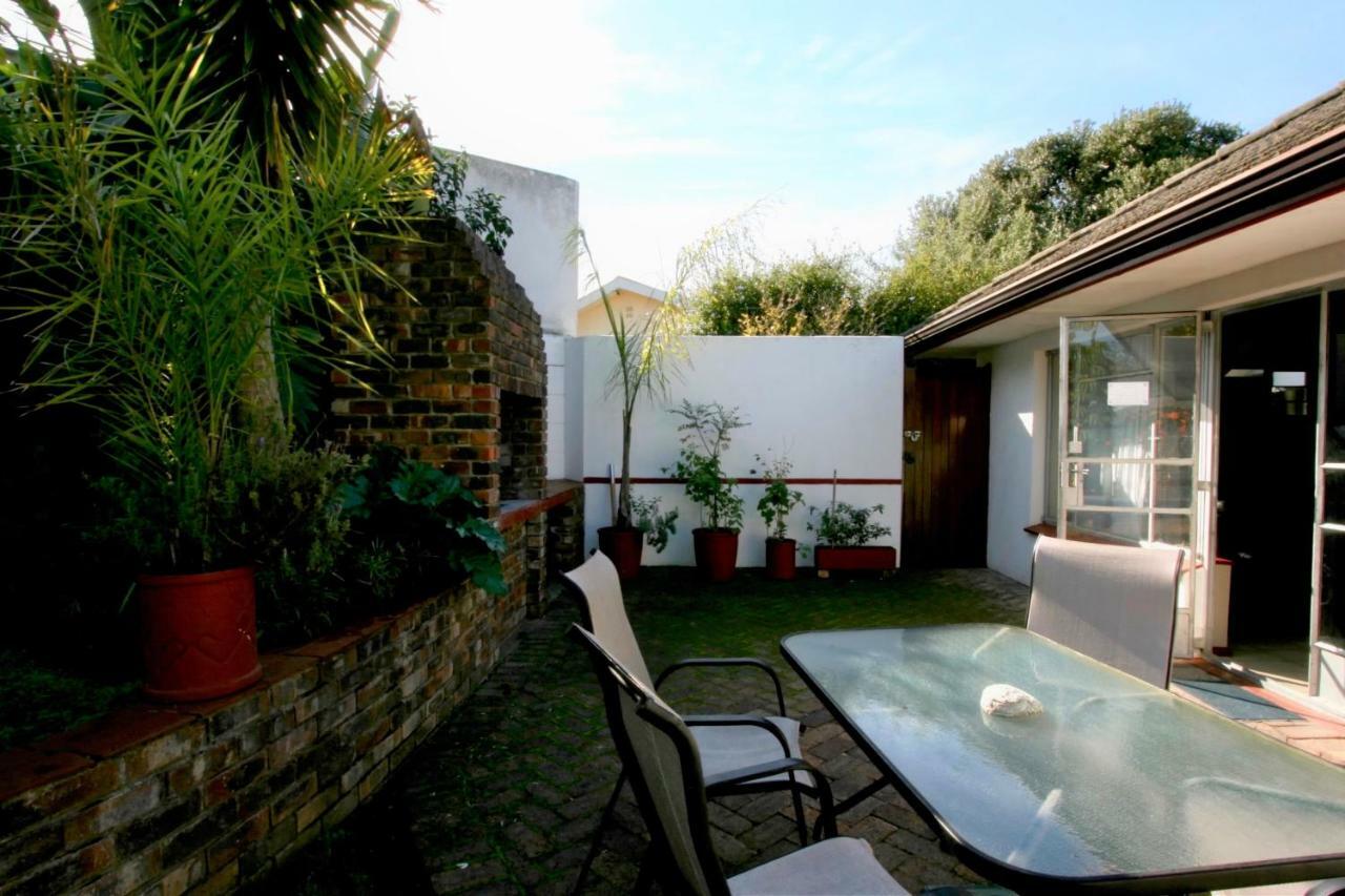 Clouds Guest House Durbanville Ngoại thất bức ảnh